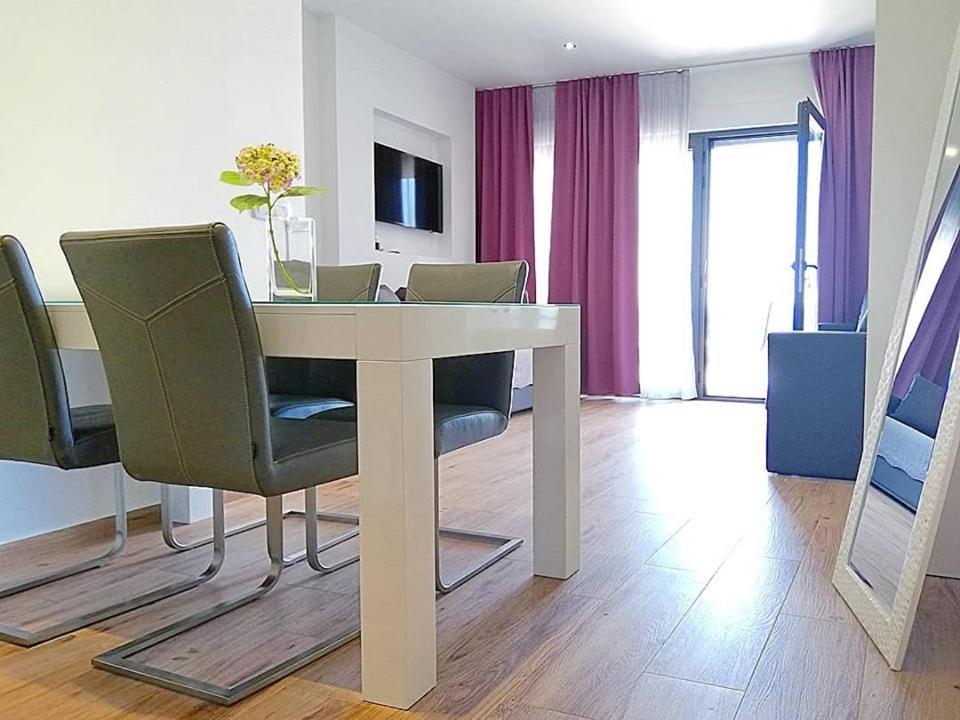 Luxury Rooms Beach Mediteran Podstrana Esterno foto